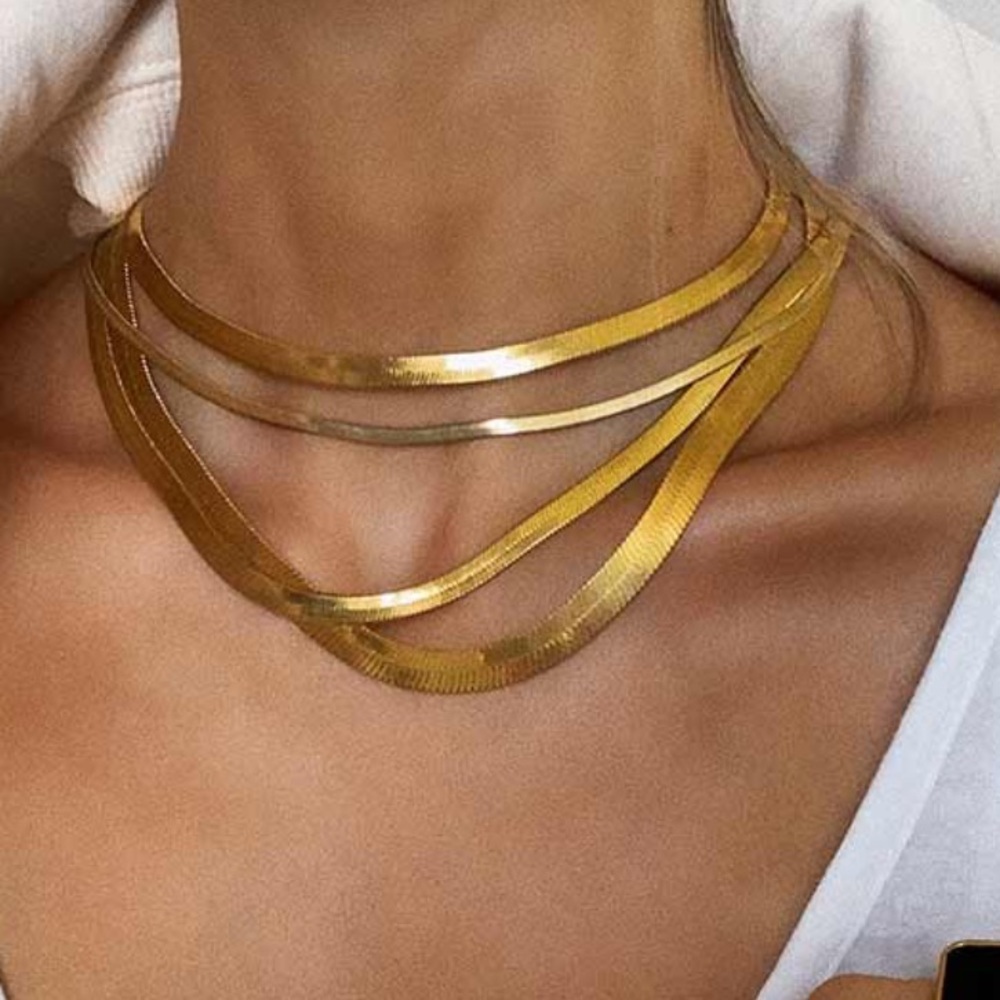 Beautiful gold plated chain necklace brand Bracha